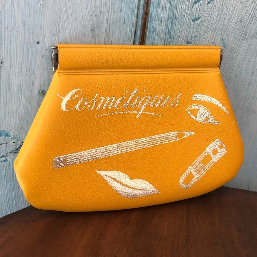 Vintage 1950’s “cosmetiques” mustard pouch for purse w/silver script & pictures - Picture 4 of 11